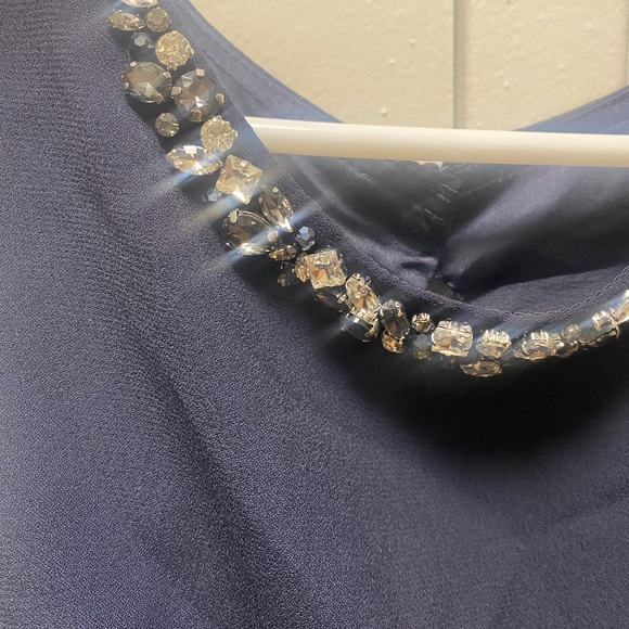 Used like new. Women gown - Picture 2 of 5